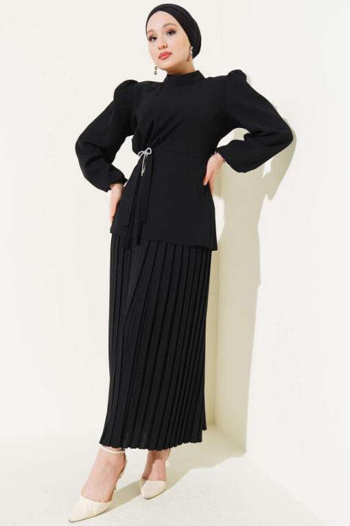 RM0945-2018 | طقم